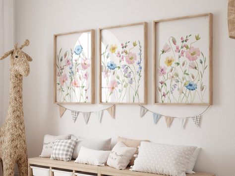 Wildflower Girls Room, Wildflowers Nursery, Nursery Baby Girl, Kids Room Inspiration, Nursery Decor Girl, Kids Room Design, Toddler Room, Girls Room