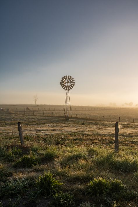 Windmill Aesthetic, Webpage Inspiration, Rural Georgia, Country Background, Rural Photography, Country Sunset, Farm Images, Country Backgrounds, Wind Farm