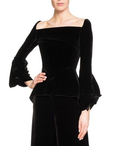 Bell Sleeve Tops, Fancy Wedding Dresses, Flared Sleeves Top, Velvet Top, Roland Mouret, Young Fashion, Abaya Fashion, Velvet Tops, Dark Fashion