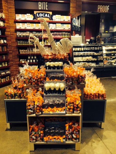 Beyond the Darkness are Shadows Still Halloween Store Displays Ideas, Halloween Grocery Store Display, Grocery Store Displays Visual Merchandising, Grocery Display Ideas, Liquor Store Display Ideas, Grocery Store Display Ideas, Halloween Retail Displays, Fall Produce Displays, Fall Retail Display Ideas