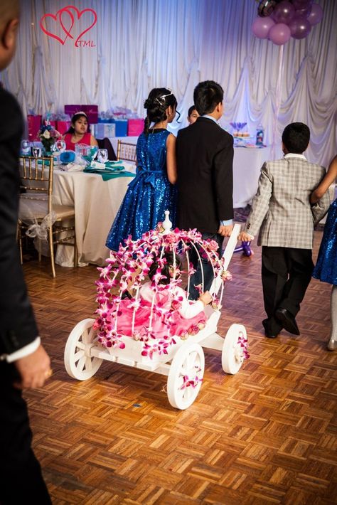 Princess birthday theme- extravagant decor for an elegant birthday soirée. Birthday girl enters in a mini pumpkin-shaped carriage- #cinderella inspired. More on thismodernlovephoto.com-  #theme #girlsbirthday #party #princess #decor Fairytales Wedding, Birthday Entrance, Princess Decor, Naming Ceremony Decoration, Watermelon Theme, Pregnancy Pics, Princess Theme Birthday, Princess Theme Birthday Party, Halloween Princess