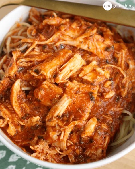 Chicken In Spaghetti Sauce, Chicken Pasta With Marinara Sauce, Chicken Spaghetti Sauce, Jarred Spaghetti Sauce Recipes, Chicken Spaghetti Sauce Crockpot, Meals With Spaghetti Sauce, Chicken And Spaghetti Sauce, Recipes With Jarred Spaghetti Sauce, Recipes Using Jarred Pasta Sauce