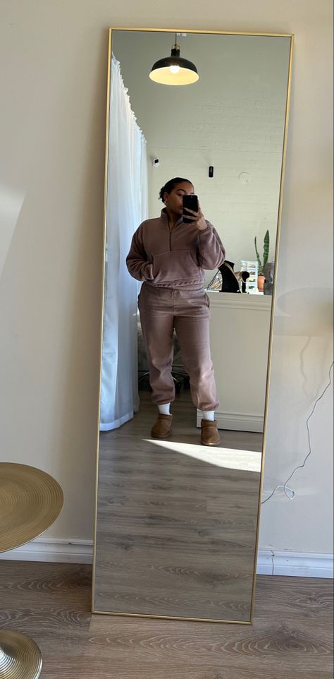 Cosy tracksuit ,tna long socks , ultra mini uggs Tracksuit With Uggs, Ultra Mini Uggs, Mini Uggs, Ugg Mini, Long Socks, Daily Outfits, Work Outfit, Socks, Quick Saves