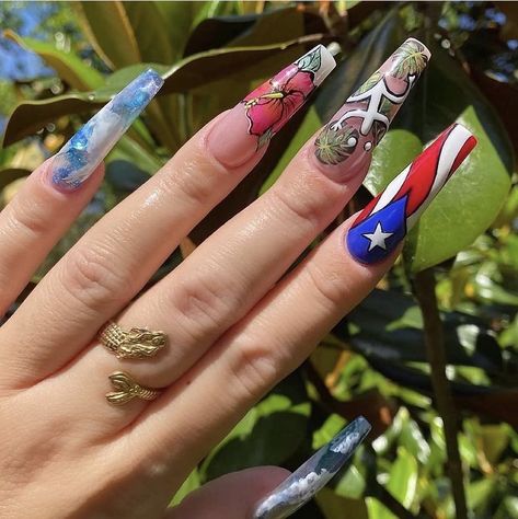 Puerto Rico Nails, Acrylic Nail Designs Classy, Quinceanera Nails, French Tip Acrylic Nails, Cute Acrylic Nail Designs, Dope Nail Designs, French Acrylic Nails, Short Square Acrylic Nails, Acrylic Nails Coffin Short