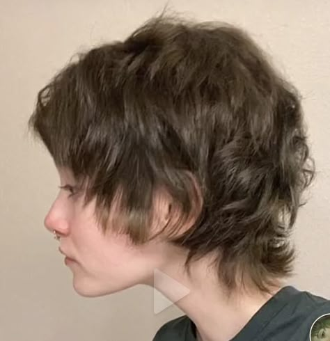 Anyone know who this is? Styled Short Hair, Trans Masc Haircut Round Face, Super Short Shag, Short Hair Ideas For Round Faces, Short Masc Haircuts, Curly Short Hair, Nonbinary Haircuts, Short Textured Hair, Short Ombre Hair