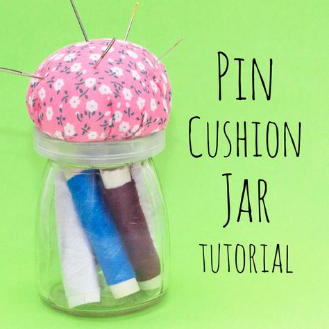 This DIY pin cushion jar is a fun and useful craft. You can store your thread, buttons etc in the jar and keep your needles and pins in the cushion on top! This is a simple craft to make with material left overs or fat quarters, you could even make a few and give them away as gifts! Make A Pin Cushion, Salt Cellar Pincushion Tutorial, Pin Cushion Jar, Pill Bottle Pin Cushion, Funny Pin Cushions, Pin Cushion Mason Jar, Jar Pin Cushion, Thread Buttons, Diy Pin Cushion