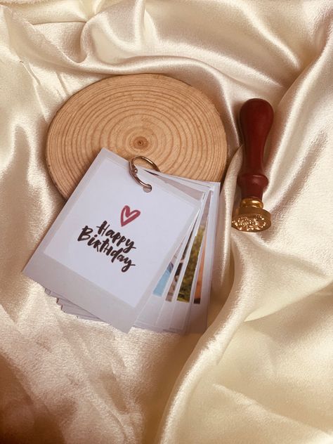 Polaroid Birthday Gift Ideas, Ring Album Background, Ring Album Photos, Polaroid Birthday Ideas, Ring Album Ideas, Polaroid Gift Ideas, Memories Frame, Happy Birthday Calligraphy, Call Logo