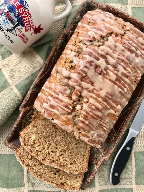 Glazed Cinnamon Maple Syrup Bread Maple Cinnamon Bread, Maple Syrup Bread, Maple Quick Bread, Maple Bread Recipe, Maple Products, Maple Bread, Breadmaker Recipes, Bread Zucchini, Halloween Bunco