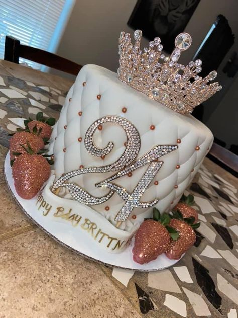 Boujee Cake Ideas, 24th Birthday Cakes For Women, 24th Birthday Cakes, 24 Birthday Cake Ideas, Birthday Cake 24th Birthday, 24th Birthday Cake Ideas, Boujee Birthday Cake, Capricorn Birthday Cake, 45th Birthday Cake