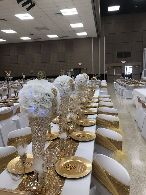 Prom Tables Decorations, Grandma Birthday Theme Party Ideas, Silver And Gold Wedding Decorations, Gold Quinceanera Theme Decorations, Silver And Gold Decorations Party Ideas, Birthday Gala Ideas, White Gold Party Theme, Prom Table Decorations, 50th Wedding Anniversary Party Ideas