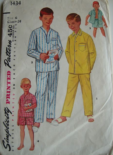 Always made them new Christmas pajamas. 1950s Boys, Size 10 Fashion, Simplicity Patterns Vintage, 1950s Sewing Patterns, Patron Vintage, Vintage Pajamas, Pajama Pattern, Boys Pattern, Vintage Boys