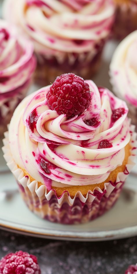 Raspberry Swirl Cupcakes [45 Minutes] - Chasety Vanilla Raspberry Cupcakes, Fruity Cupcake Recipes, Things To Bake Recipes, Raspberry Cheesecake Cupcakes, Raspberry Lemon Cupcakes, Cupcakes For Birthday, Lemon Raspberry Cupcakes, Beaux Desserts, Swirl Cupcakes