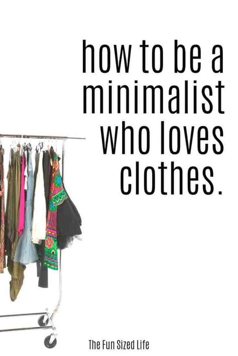 Minimalist Wardrobe Year Round, Minimalist Home Decorating, Tiny Closet Organization, Be A Minimalist, Minimalist Homes, Tiny Closet, Minimalist Closet, Home Decor Minimalist, Wardrobe Organisation