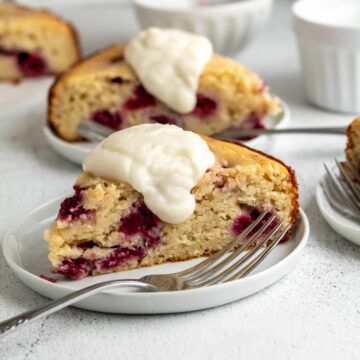 Leftover Ricotta, Raspberry Ricotta Cake, Lemon Ricotta Muffins, Raspberry Ricotta, Ricotta Cream, Mini Carrot Cake, Unfrosted Cake, Cream Cheese Frosting Cake, Whipped Ricotta