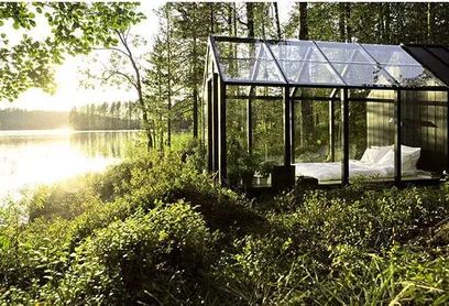 Living in a Glass House: The Ultimate Garden Shed - Gardenista Modern Glass House, Magical Bedroom, Natural Bedroom, Cozy Patio, Shed Kits, Outdoor Bedroom, Pool Garden, Backyard Sheds, Diy Greenhouse