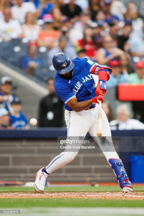 Vladimir Guerrero Jr. #27 of the Toronto Blue Jays at bat in the... News Photo - Getty Images Vladimir Guerrero Jr, Rogers Centre, Vladimir Guerrero, Toronto Ontario Canada, In The News, Toronto Blue Jays, Blue Jays, Oakland Athletics, Toronto Ontario