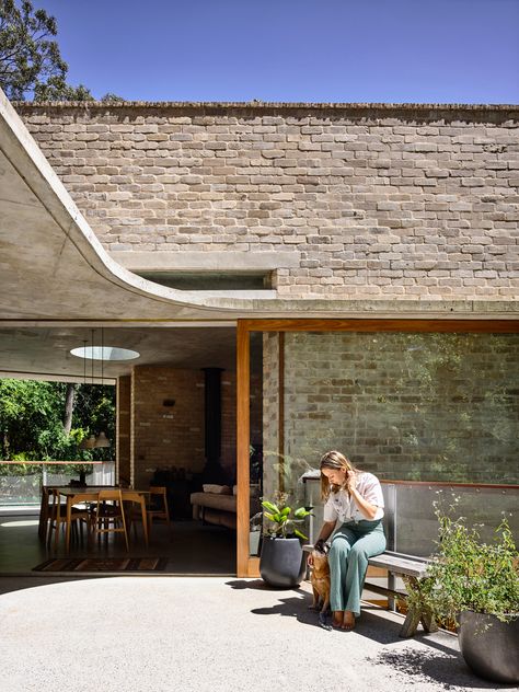 Cabbage Tree House, Peter Stutchbury, Cabbage Tree, Green Backsplash, Scandinavian Minimalist, The Local Project, Curated Design, Brickwork, Local Design