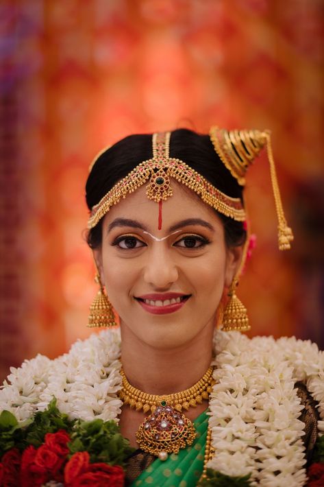 An Intimate Chennai Wedding With Beautiful Bridal Kanjeevarams Andal Kondai Hairstyle, Kondai Hairstyle, Andal Kondai, Goda Devi, Chennai Wedding, Loving Partner, Clothes Drawing, Gold Jewellry, Indian Wedding Planning