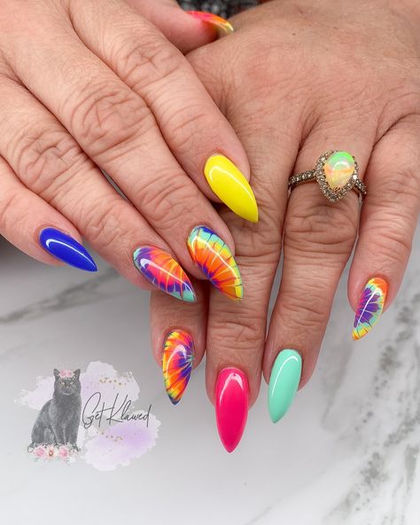 Splish, splash, summer’s a blast with these tie dye nails! Ready to catch all the sun and fun 🌞🌈 @lightelegancehq products #tiedyenails #nailart #rainbownails #summernailinspo #lebrandambassador #getklawed #480nails #602nails #aznails #nailsmagazine #tempe #nails #nailsofinstagram #nailinspo #independentnailtech #gelx #acrylicnails #gelnails #hardgelnails #hardgel #biabnails Ty Dye Nails, The Dye Nails, Tye Dye Nails, Hard Gel Nails, Hippie Nails, Tie Dye Nails, Splish Splash, Rainbow Nails, Hard Gel