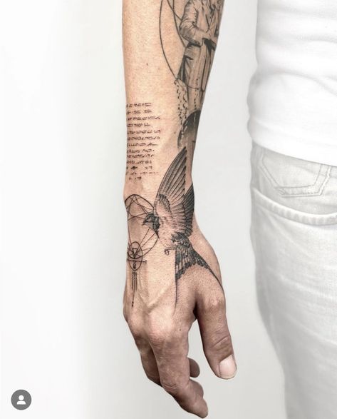 Best Small Tattoos For Men, Symbols Of Protection, Best Small Tattoos, Small Tattoos For Men, Mangas Tattoo, Best Tattoo Ever, Knuckle Tattoos, Realistic Tattoo Sleeve, Men Tattoos Arm Sleeve