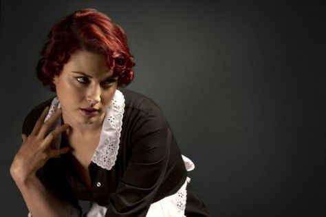 american horror story Moira O Hara, American Horror Story Season 1, Alexandra Breckenridge, Dylan Mcdermott, Connie Britton, American Horror Story Seasons, Maid Outfit, Horror Story, American Horror