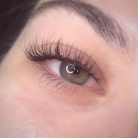 Natural Lash Extensions, Best Eyelash Extensions, Natural Fake Eyelashes, Lashes Fake Eyelashes, Lash Extensions Styles, Eyelash Extensions Styles, Perfect Eyelashes, Natural Eyelash Extensions, Pretty Lashes