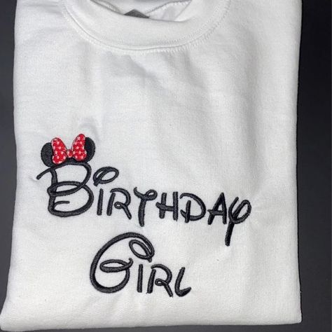 Girls Disney Birthday Girl crewneck, sz small. Perfect for Birthday celebration. Disney World Birthday, Girls Disney Shirts, Disney Birthday Shirt, Disney Crewneck, Girls Disney, Disney Birthday, Disney Shirt, Disney Trip, Disney Shirts