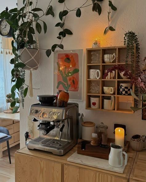 Good evening, my dears✨💫⭐️🌟 🕯️🕯️🏮🏮 Cute Coffee Set Up, Coffee Corner Wall Decor, Home Coffee Bar Aesthetic, Kitchen Aesthetic Decor, Coffee Bar In Apartment, Calm Decorating Ideas, Coffee Bar With Plants, Home Decor Earthy, Coffee Bar Simple