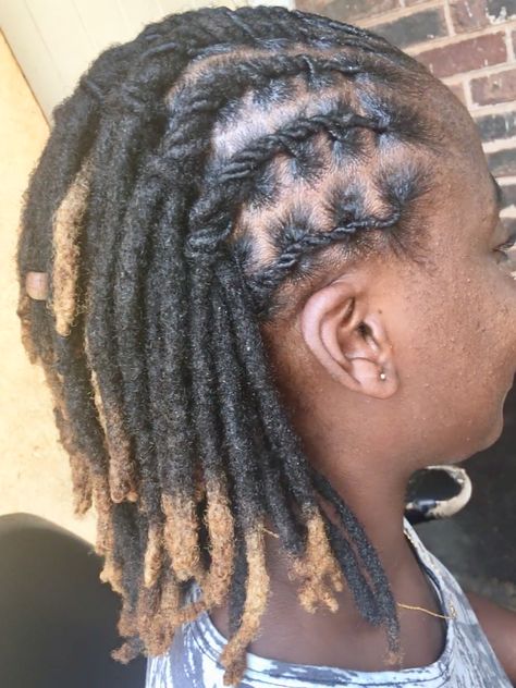 Locs Hairstyles For School, Neck Length Loc Styles, Retwist Styles, Retwist Locs, Loc Twist, Hair Theory, Loc Colors, Loc Retwist, Short Dreadlocks Styles