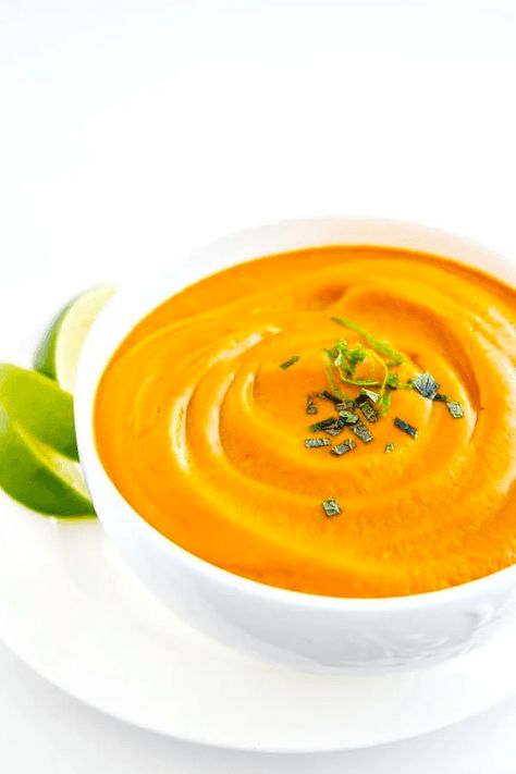 This Roasted Carrot Soup is the ultimate comfort food. #Foodie #FoodBlog #Yummy Roasted Carrot Soup Recipes, Vitamix Soup Recipes, Savory Soup Recipes, Vitamix Soup, Roasted Carrot Soup, Hatch Chiles, Carrot Soup Recipes, Dairy Recipes, Soup Chili