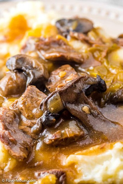 These tender steak tips are made in the instant pot for a quick dinner. Smothered in a mushroom gravy, you can serve this beef gravy over mashed potatoes. Instant Pot Stew Meat, Instant Pot Roast Recipe, Beef Tips With Mushroom Gravy, Pot Roast With Gravy, Beef And Mushroom Recipe, Beef Tips Gravy, Roast With Gravy, Instant Pot Beef Recipes, Instant Pot Roast