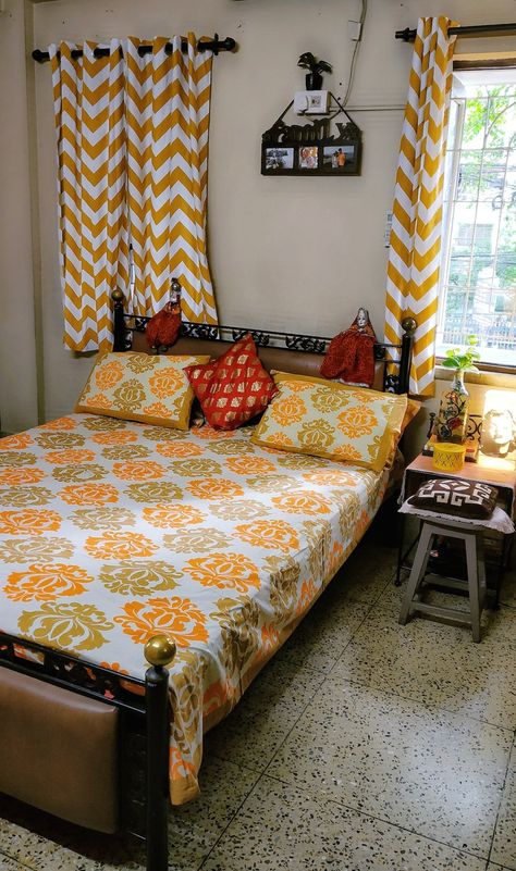 Festive vibes in the bedroom Indian Room Decor Ideas Bedroom Simple, Simple Small Indian Bedroom Ideas, Indian Bedroom Decor Simple, Simple Bedroom Ideas Indian, Indian Bedroom Ideas, Bedroom Ideas Indian, Bedroom Ideas For Women, Bedroom Indian, Home Decor Ideas Bedroom