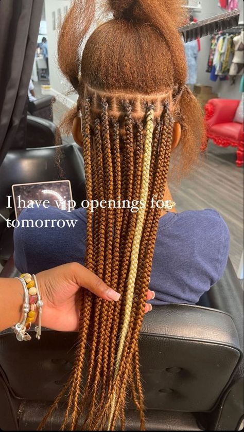 Ginger Box Braids With Beads, Ginger And Blonde Knotless Braids, Ginger And Blonde Box Braids, Brown And Blonde Braids, Honey Blonde Knotless Braids, Ginger Knotless Braids, Brown Box Braids, Lemonade Braids Hairstyles, Blonde Box Braids