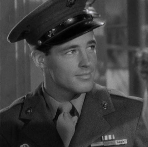 GUY MADISON in "Til The End Of Time" (1946) Golden Age Of Hollywood Aesthetic, Guy Madison, Old Hollywood Actors, Hollywood Aesthetic, Dream Boyfriend, End Of Time, Sky Full Of Stars, Male Celebrities, Hollywood Legends