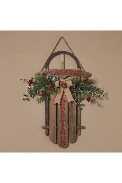 Christmas Decor Brown, Decorating A Wall, Christmas Sled Decoration, Indoor Christmas Decor, Sled Decor, Wood Sled, Christmas Sled, Traditional Colonial, Colonial Christmas