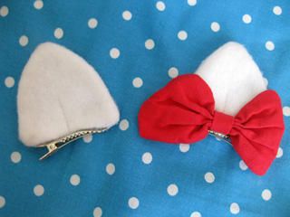 How To Make Kuromi Ears, Hello Kitty Ears Headband, Hello Kitty Cosplay, Hello Kitty Costume, Diy Hello Kitty, Hello Kitty Birthday Party, Cat Apparel, Hello Kitty Crafts, Hello Kitty Party