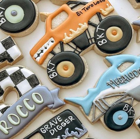 Monster Truck Cookies Decorated, Monster Jam Cookies, Truck Cookies, Monster Truck Cookies, Cookies Monster, Monster Jam Birthday, Ice Monster, Jam Cookies, Truck Birthday