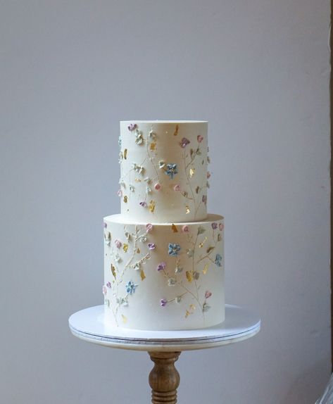 gallery — Hannah Matilda Wildflower Wedding Cakes, Simple Floral Wedding Cake, Floral Cake Wedding, Colourful Wedding Cake, Wildflower Wedding Cake, Whimsical Wedding Cake, Pastel Wedding Cakes, Wedding Cake Designs Simple, Whimsical Wedding Cakes