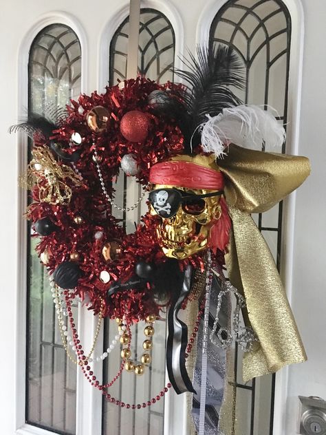 Gasparilla Wreath, Pirate Wreath Ideas, Pirate Wreath, Beachy Theme, Pirate Decor, Wreath Wall, Pirate Theme, Wreath Designs, Halloween Projects