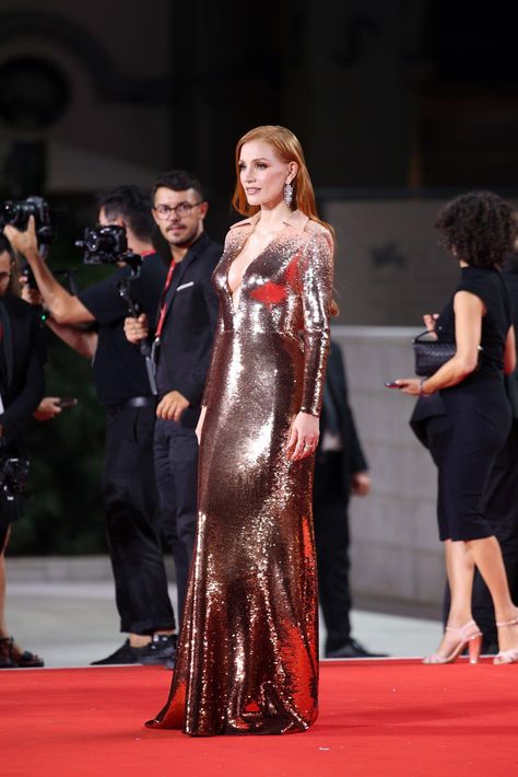 Jessica Chastain Body, Festival 2023, Beautiful Red Hair, Jessica Chastain, International Film Festival, Fabulous Fashion, Bras And Panties, Beautiful Gowns, Korean Beauty