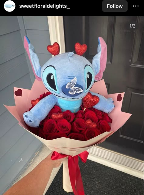 Lilo And Stitch Bouquet, Bf Bouquet, Stitch Flower Bouquet, Stitch Bouquet, Satin Flowers Diy, Bobo Balloons, Valentines Diy Kids, Ribbon Flowers Bouquet, Flower Gift Ideas