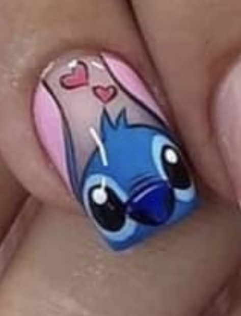 Nail Designs Stitch, Stitch Short Nails, Short Stitch Nails, Stitch Nails Disney, Stitch Nail Designs, Lilo And Stitch Nails, Stitch Nails, Disney Acrylic Nails, Angel Nails