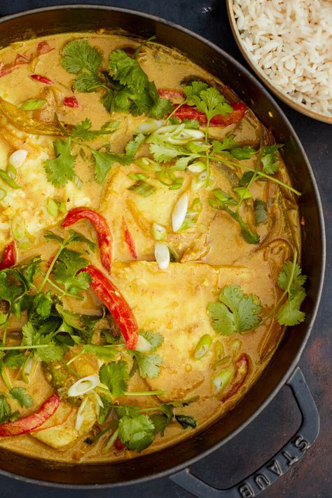 Coconut Curry Fish, Kwanzaa Recipes, Jamaican Curry Powder, Light Eating, Haddock Recipes, Curry Fish, Coconut Fish, One Pot Cooking, Jamaican Curry