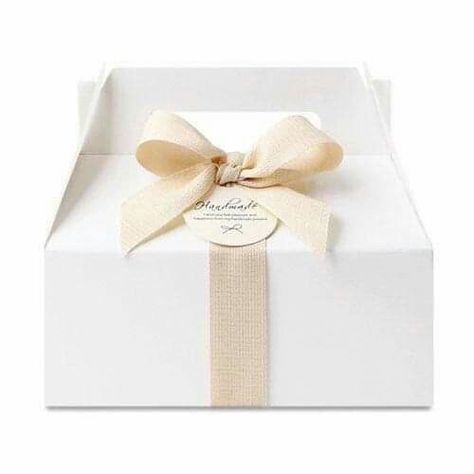 Cookies Packaging Design, Cake Boxes Packaging, Cookies Packaging, Paper Box Template, Jar Packaging, Bakery Packaging, Cake Packaging, Gable Boxes, Candle Packaging