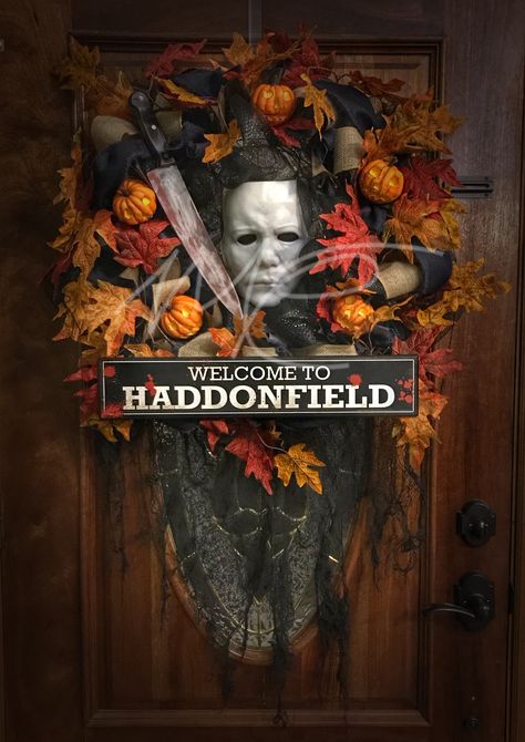 Michael Myers Halloween Party Ideas, Micheal Myers Wreaths, Horror Themed Wreath, Michael Meyers Decorations, Ghostface Wreath Diy, Michael Myers Halloween Decor, Michael Myers Wreath Diy, Michael Myers Diy Decor, Wednesday Addams Wreath