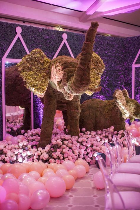 Bel Air Baby Shower - Mindy Weiss Khloe Kardashian Baby Shower, Celebrity Baby Showers, Kardashian Sisters, Luxury Baby Shower, Mindy Weiss, Classy Baby Shower, Luxury Baby, Dream Baby, Celebrity Babies