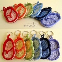 Crochet Flip Flops, Knit Wool Socks, Crochet Mobile, Confection Au Crochet, Crochet Needles, Crochet Diy, Crochet Keychain, Unique Birthday Gifts, Crochet Slippers