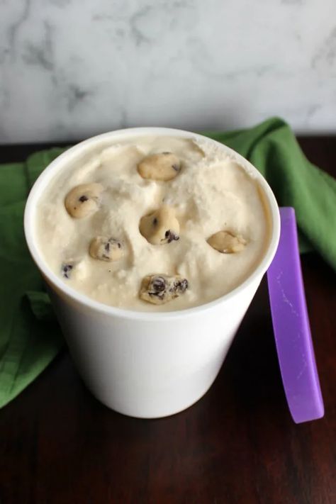 Homemade Cookie Dough Ice Cream, Homemade Chocolate Chip Cookie Dough, Cookie Dough Ice Cream Recipe, Chocolate Chip Cookie Dough Ice Cream, Best Easy Dessert Recipes, Homemade Cookie Dough, Frozen Treats Recipes, Homemade Cookie, Vanilla Ice Cream Recipe