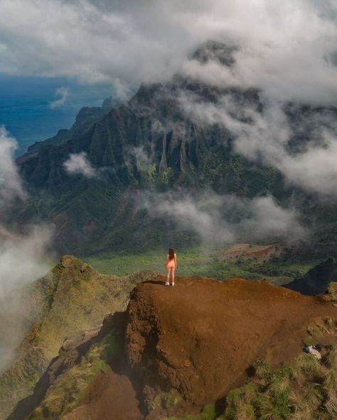 Are you planning a trip to Kauai? Read this post for the best places on Kauai and Travel tips! // Kauai Travel Guide,Kauai Travel tips, dolomites best places, Kauai must see, Kauai Hawaii, Kauai photo spots, Kauai photo locations, Reisetipps Kauai, Kauai wandern, Kauai photography // Hawaii Vacation Aesthetic, Hawaii Culture, Kauai Photography, Miss Hawaii, Kauai Travel, Hawaii Kauai, Kauai Vacation, Top Aesthetic, Hawaii Trip