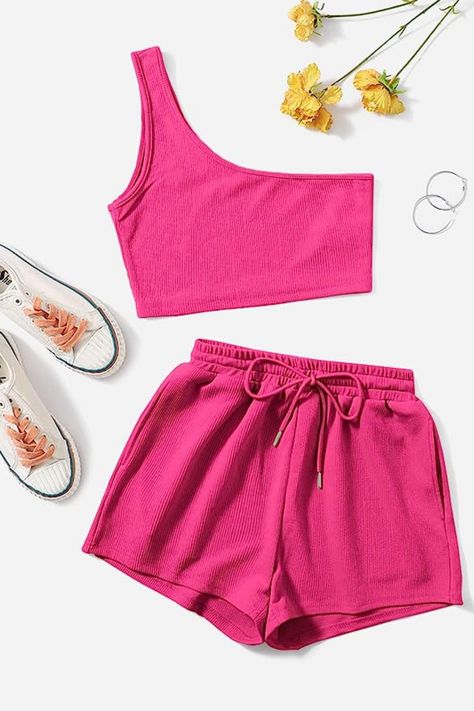 Comes in various colors! As a Amazon Associate I earn from qualifying purchases. Pink One Shoulder Top Outfit, Barbiecore Outfit Summer, Pink Summer Outfits, Short Rosa, Shoulder Tops Outfit, Cute Outfits With Shorts, Drawstring Waist Shorts, Cute Lazy Outfits, Korean Fashion Dress